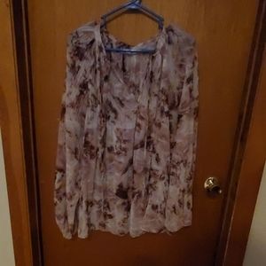 Jennifer Lopez sheet blouse
